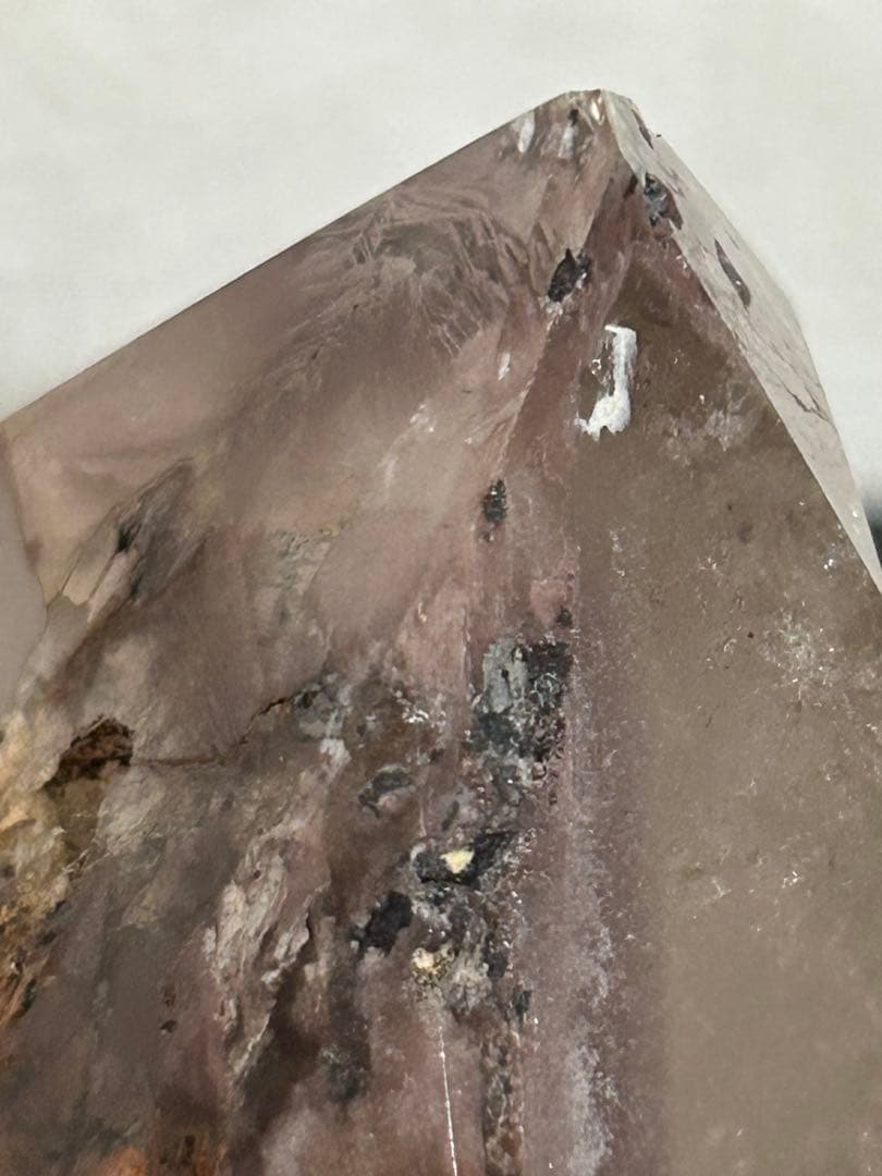 ピンクリチウムクォーツ　原石