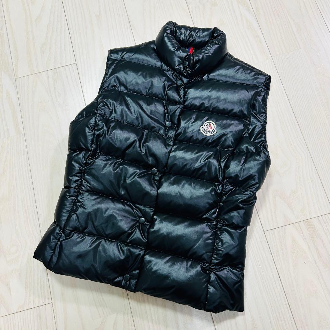 【極美品】MONCLER モンクレール ダウンベスト ブラック レディース 0