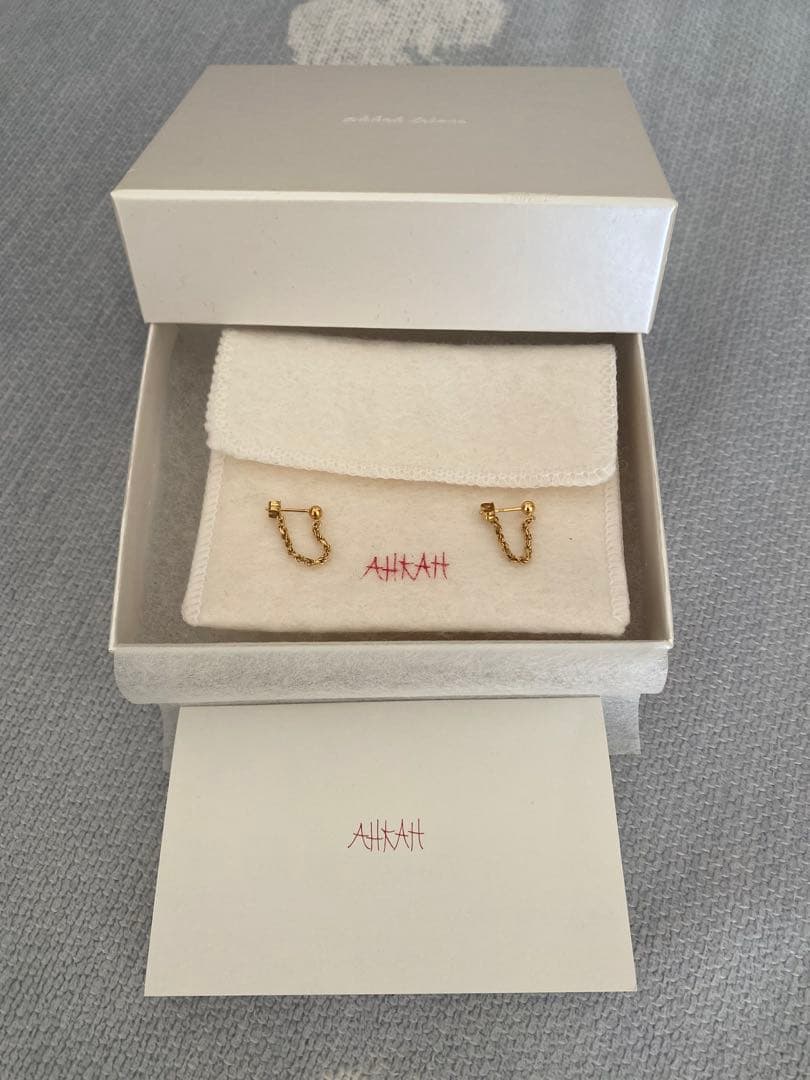 アーカー　AHKAH フレンチロープピアス