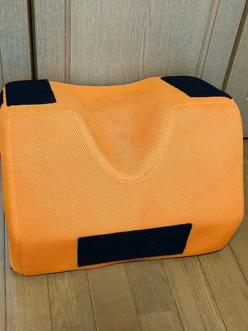うつ伏せクッション オレンジ 幅約40cm×縦約30cm