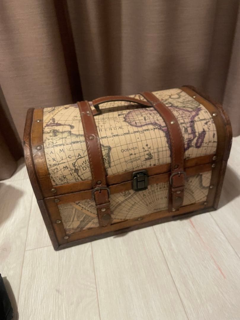 インテリア　箱　ボックス　収納　海外　アメリカン　ヨーロッパ　地図　ビンテージ