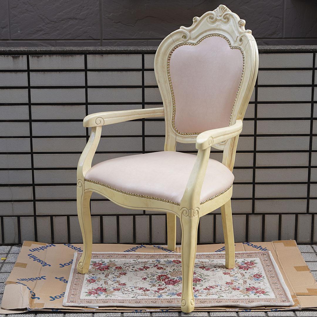 引き取り限定☆サルタレッリヴェルサイユ　アーム付きダイニングチェア　合皮レザー1