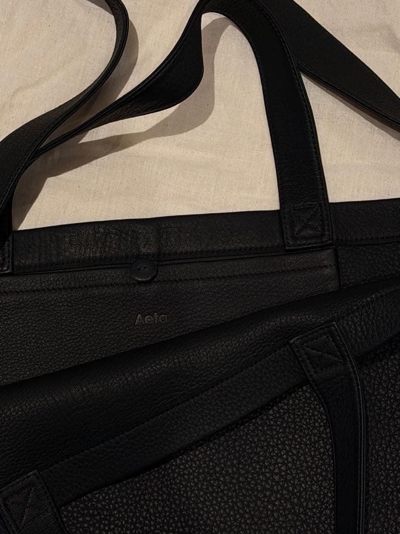 Aeta DA54 DOUBLE FACED SHOULDER TOTE：L