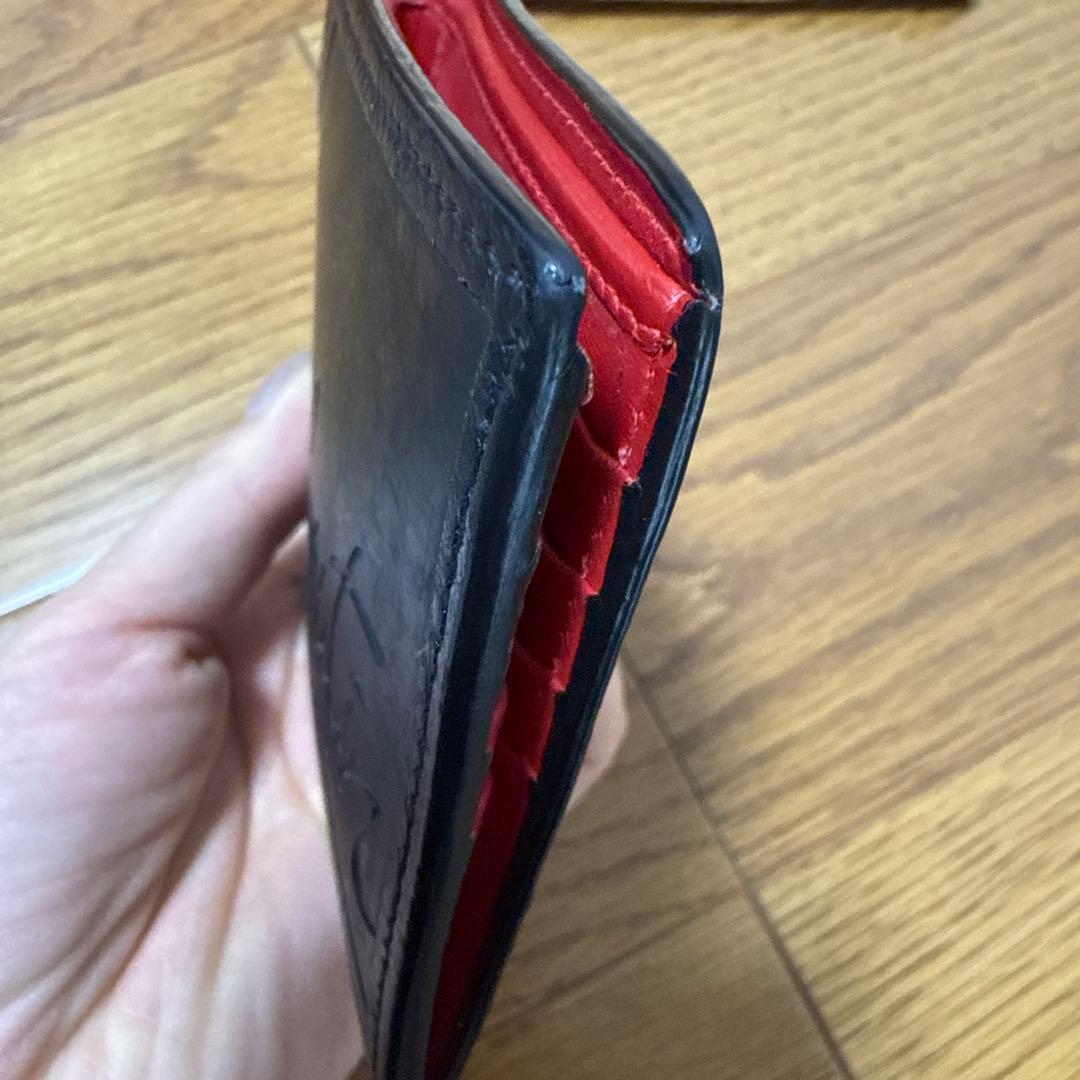 クリスチャンルブタン　二つ折り財布