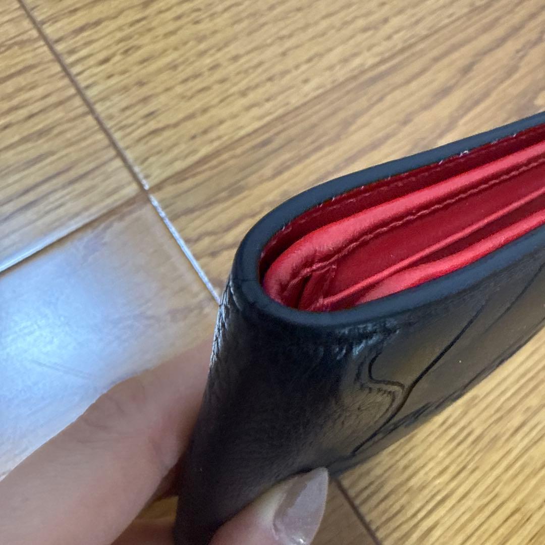 クリスチャンルブタン　二つ折り財布