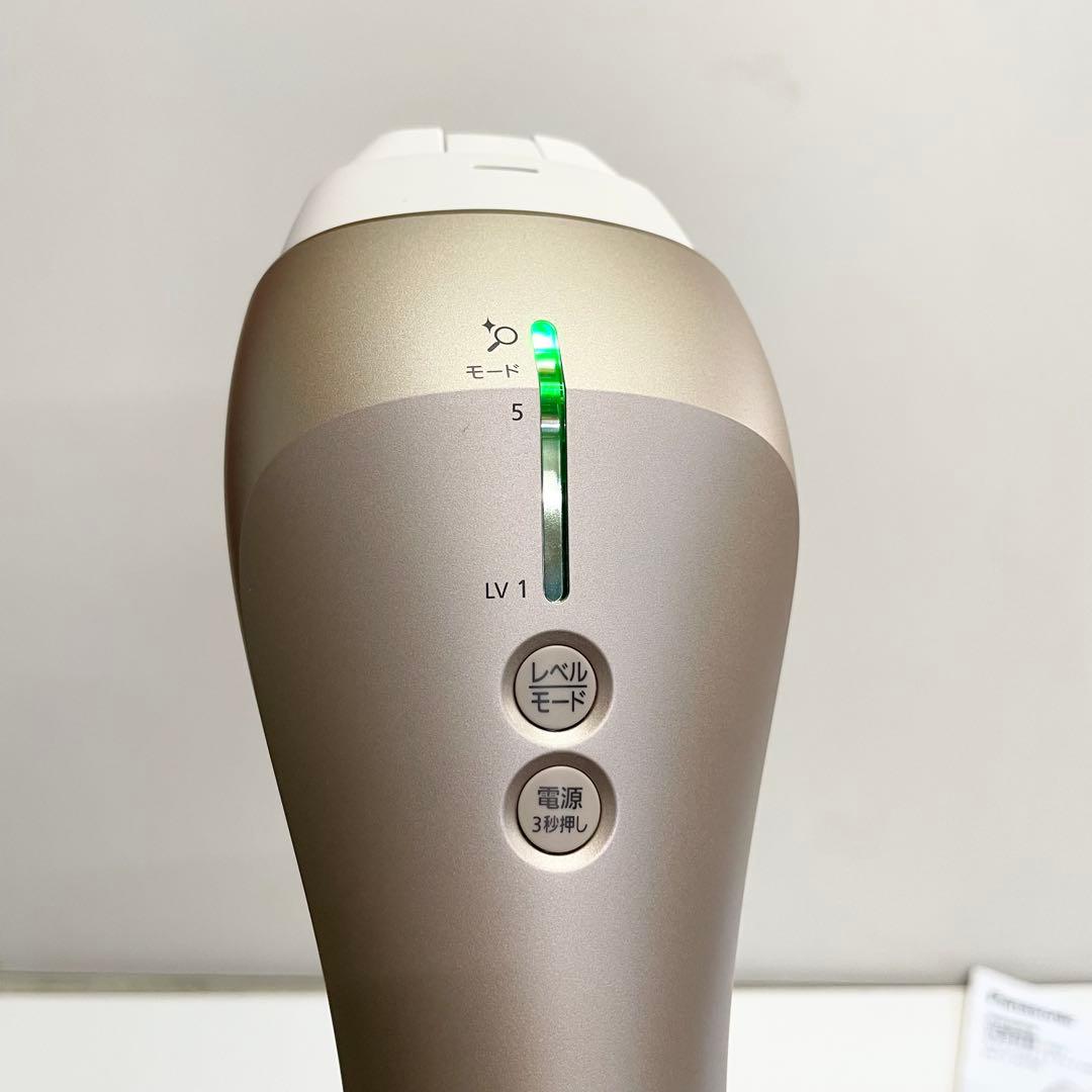 ○ Panasonic パナソニック　光美容器　ボディ　フェイス　光エステ