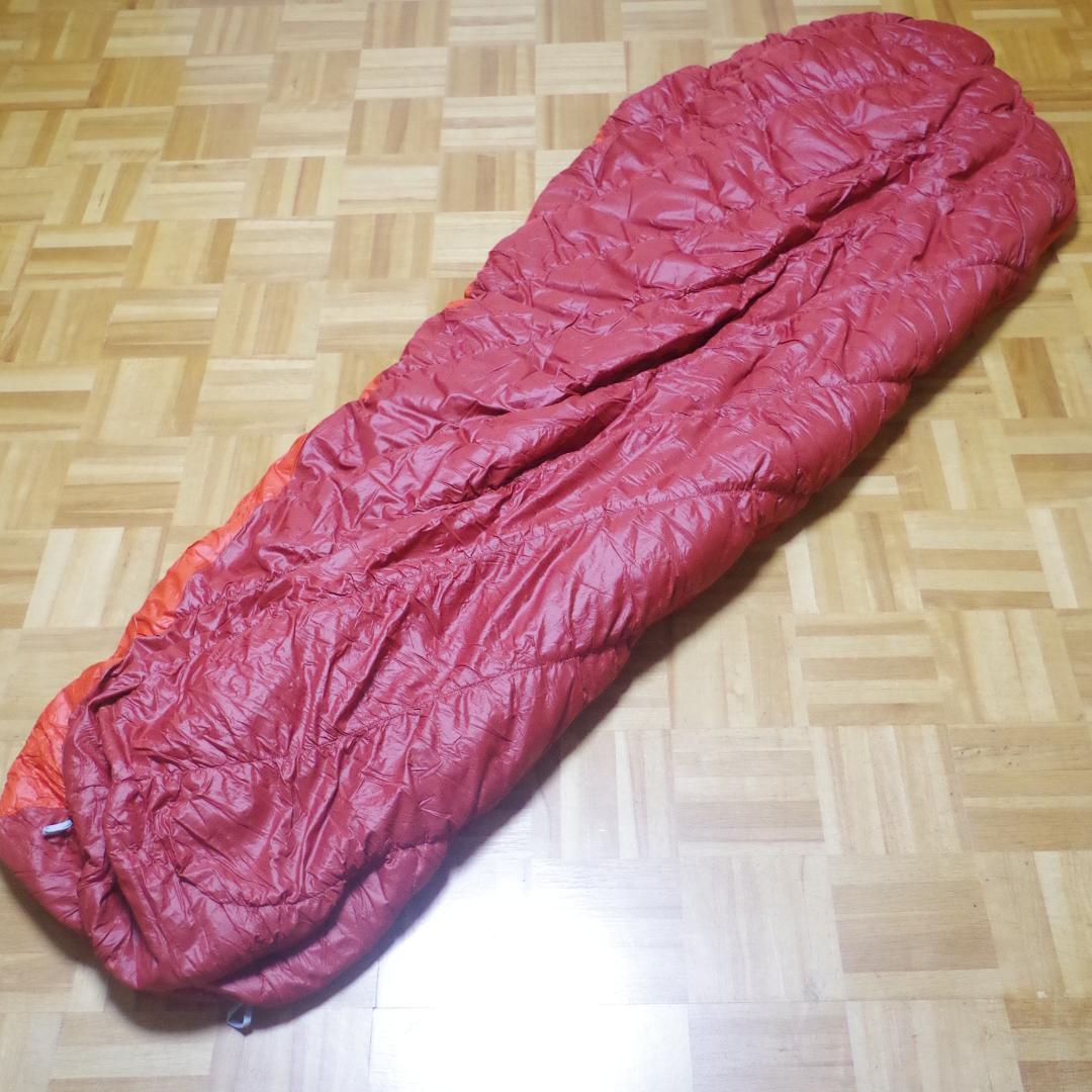 人気の定番！モンベル！バロウバッグ#0 収納袋付き！優れた快適性のエクセロフト