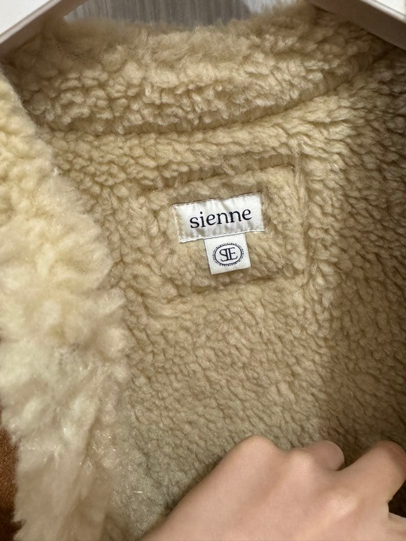 Sienne ベスト　韓国