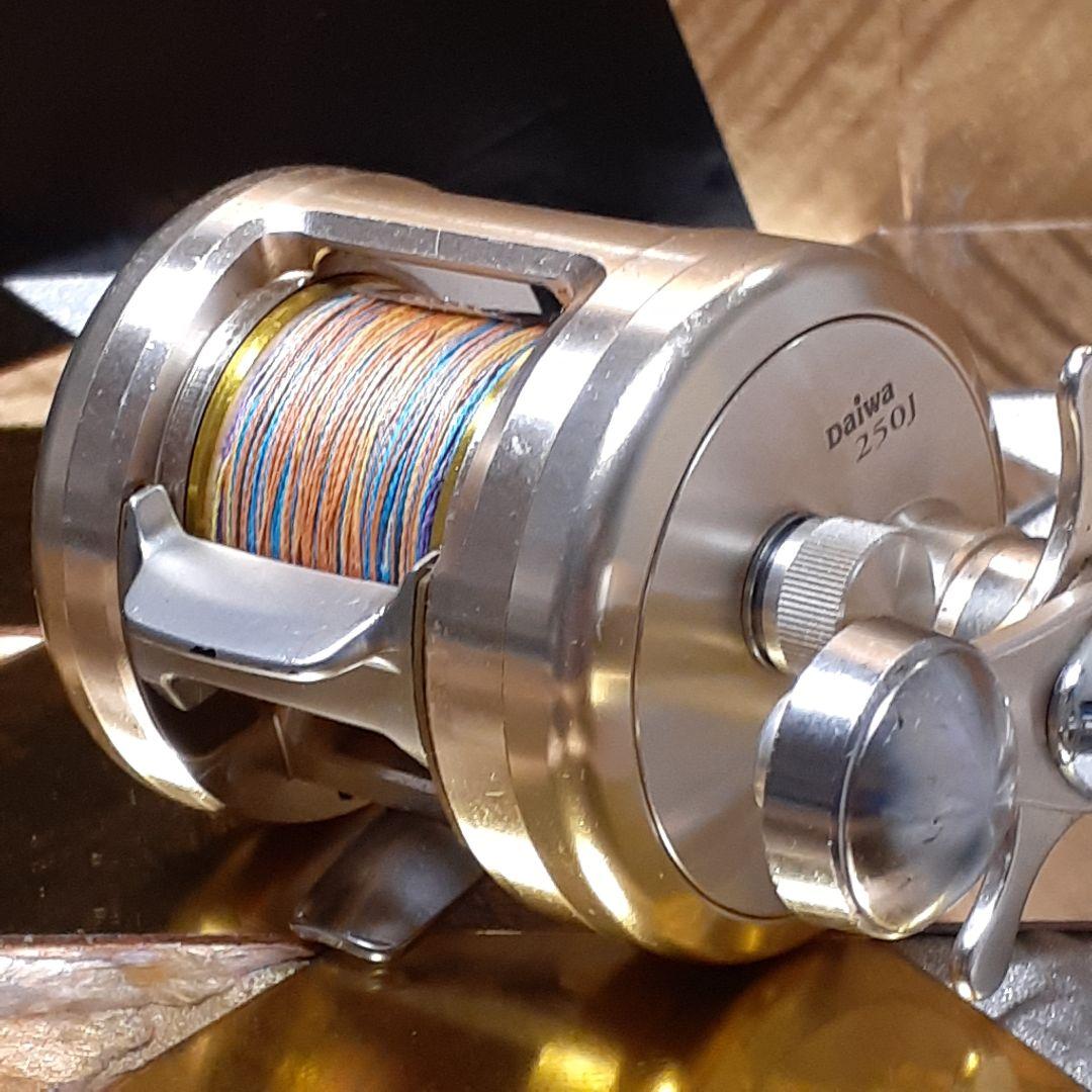 ダイワ ミリオネア CV-Z 250J ベイトリール 遠投カゴ釣り タイラバ