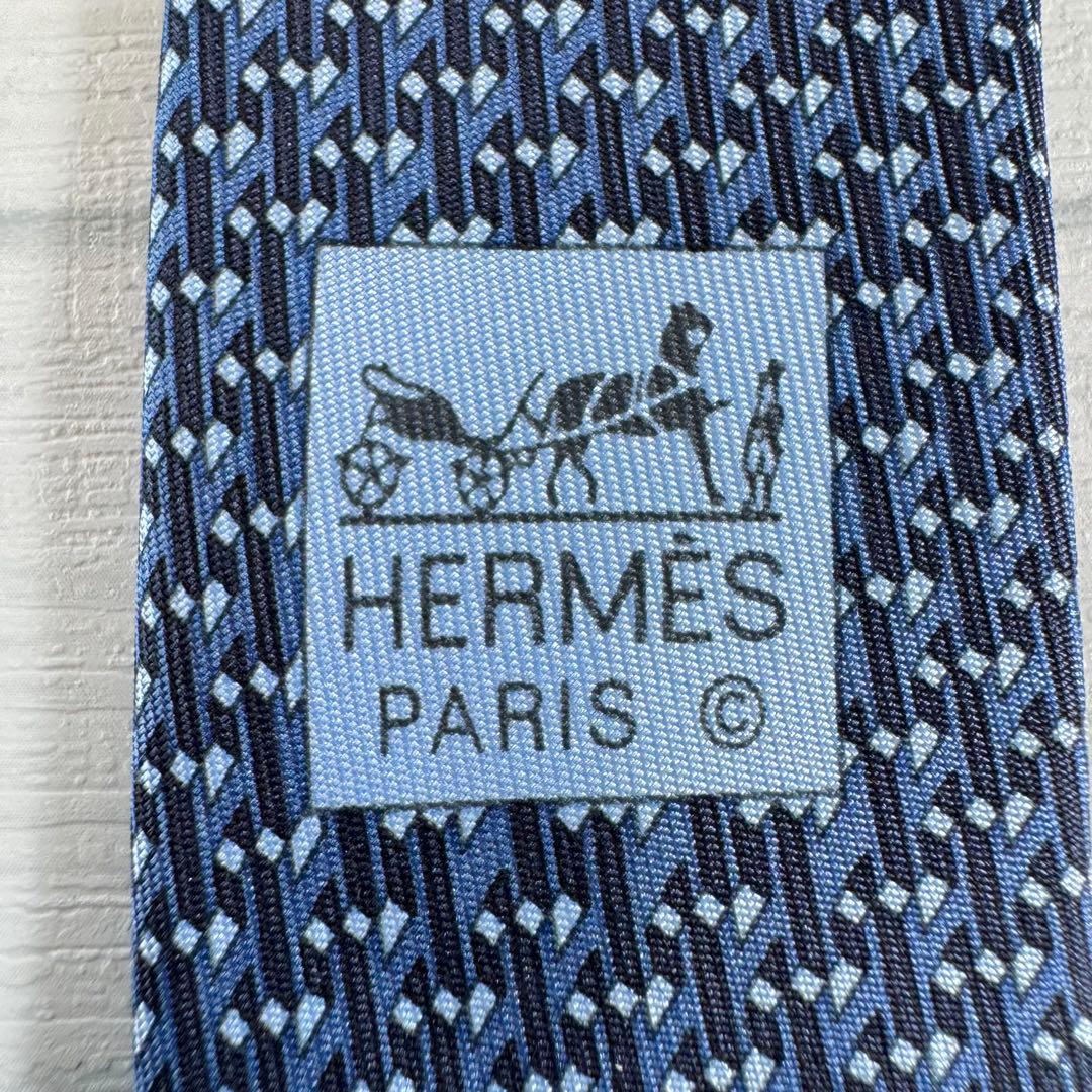 ✨美品✨　HERMES エルメス　ネクタイ　総柄　ロゴ　ブルー　青