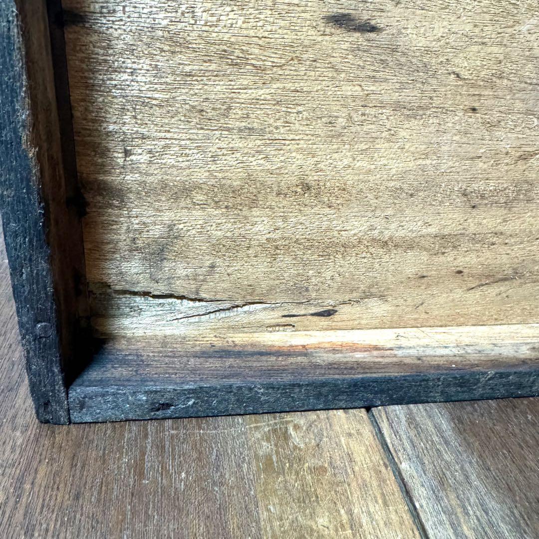 昭和　ビンテージ　雰囲気のある木製引き出し　アンティーク　レトロ　棚