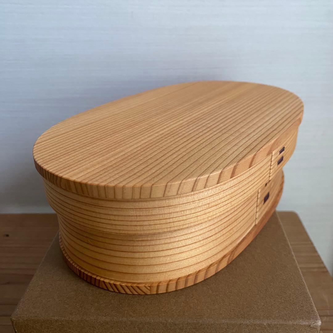 未使用　大館工芸社　曲げわっぱ　小判弁当　中　仕切り付き