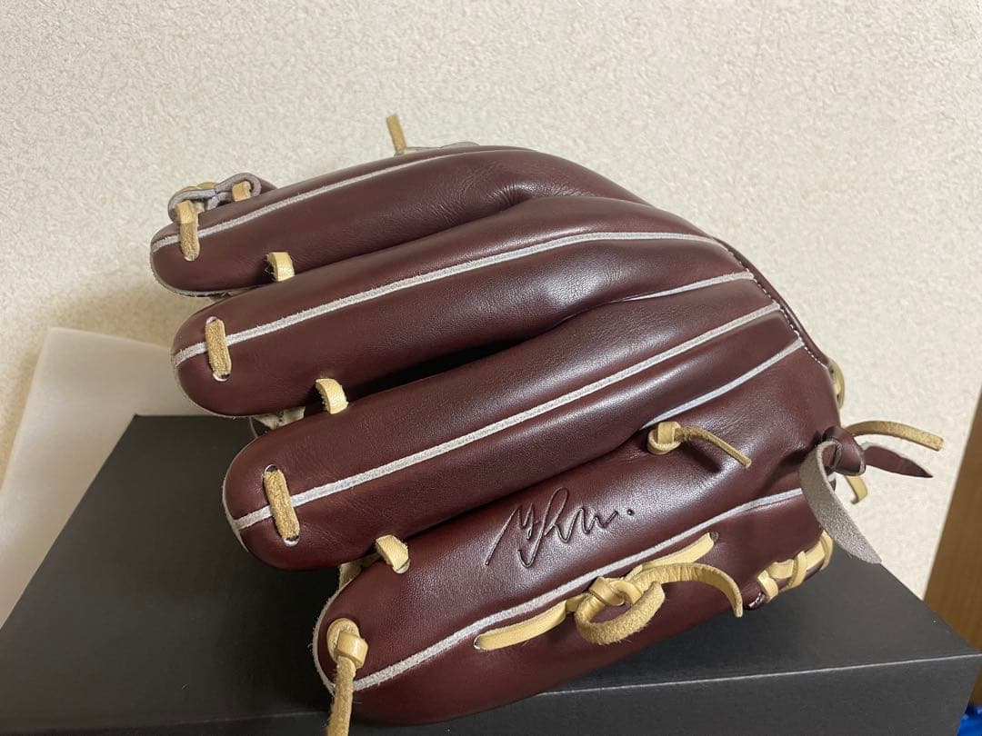 硬式　RYU 内野手 グラブ　TIG