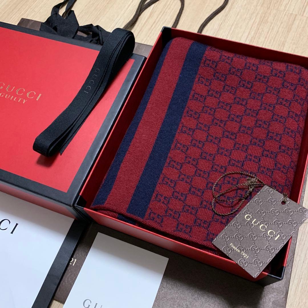 新品✨GUCCIマフラー❗️箱紙袋セット　グッチマフラー　赤　レッド　高級