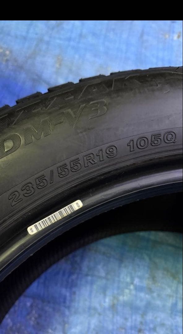 24年製！バリ山！ DM-V3 235/55R19 4本セット