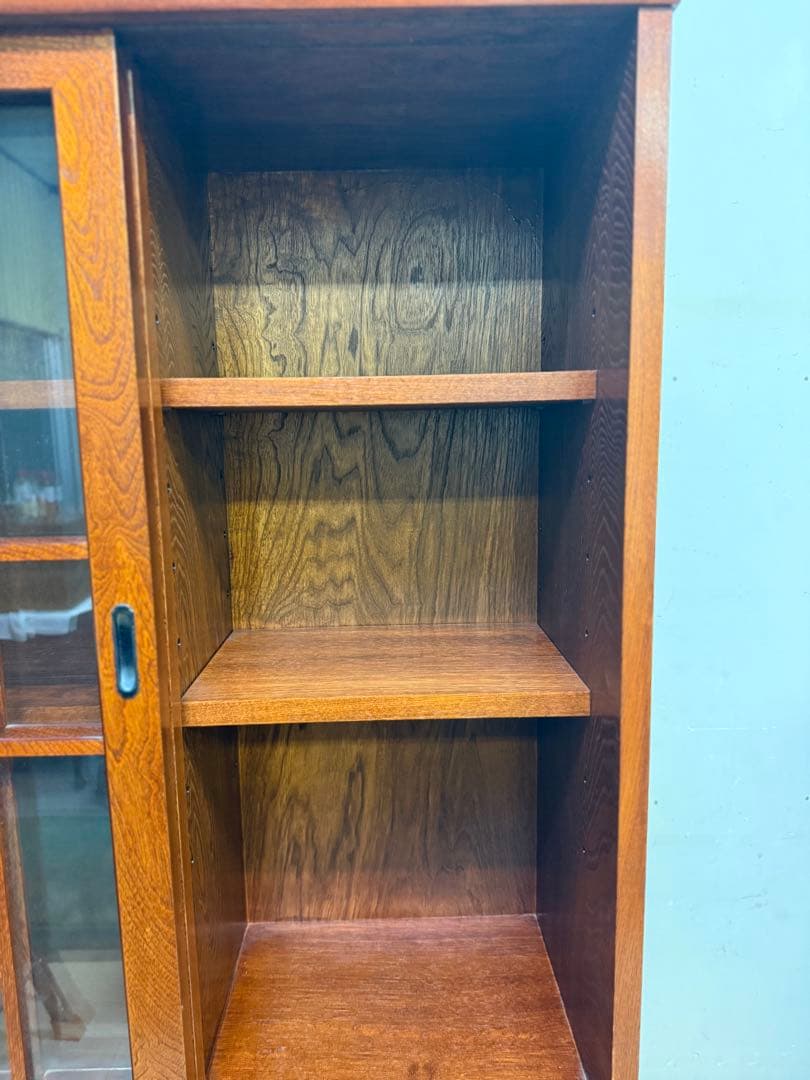 水屋箪笥（みずやたんす）飾り棚　昭和レトロ