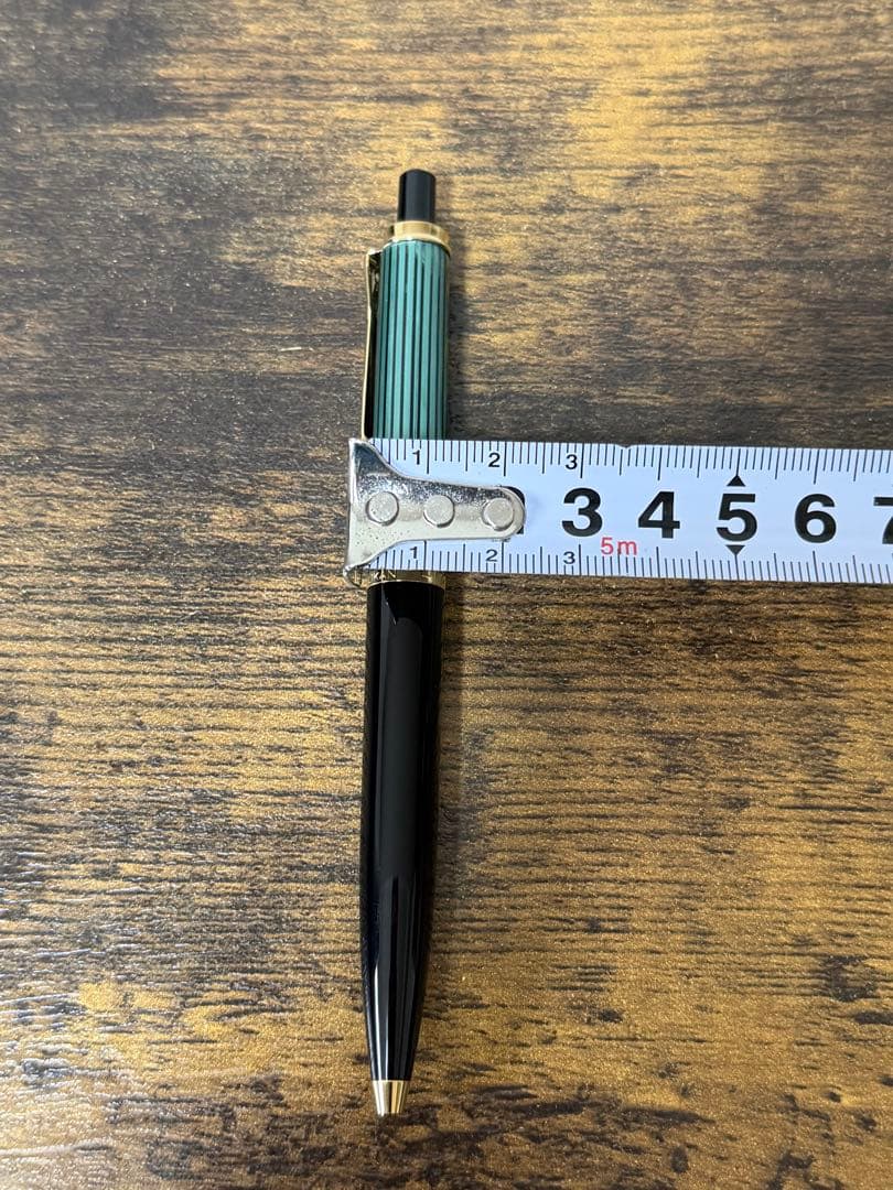 未使用に近い　K400 緑天冠　ペリカン　スーベレン　　ボールペン　M ドイツ製