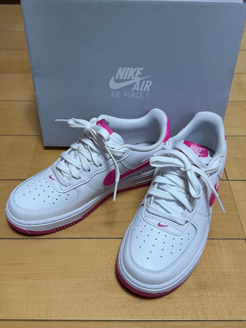 美品　Nike Air Force 1 23cm ホワイト/ピンク エアフォース