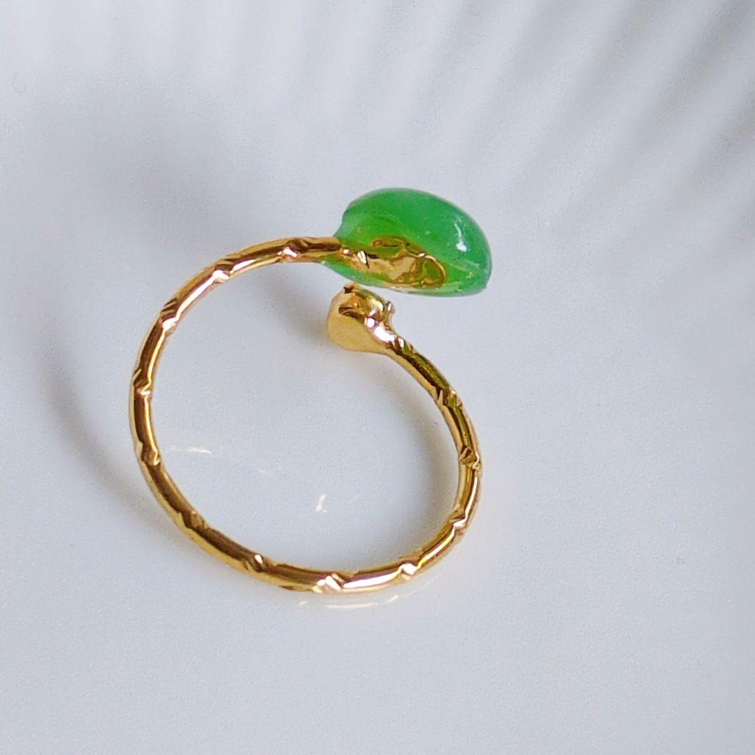16kgpグリーンアップルな天然石翡翠樹脂コーティングフォークリング　指輪