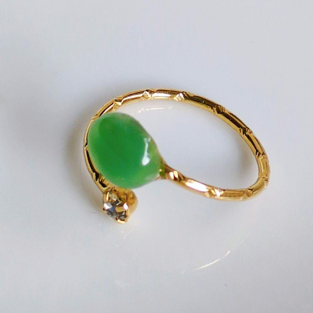 16kgpグリーンアップルな天然石翡翠樹脂コーティングフォークリング　指輪