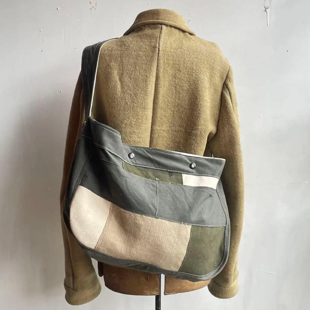 【1点物】ビンテージ　ニュースペーパーバッグ　ミリタリー