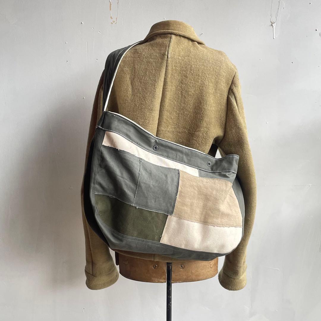 【1点物】ビンテージ　ニュースペーパーバッグ　ミリタリー