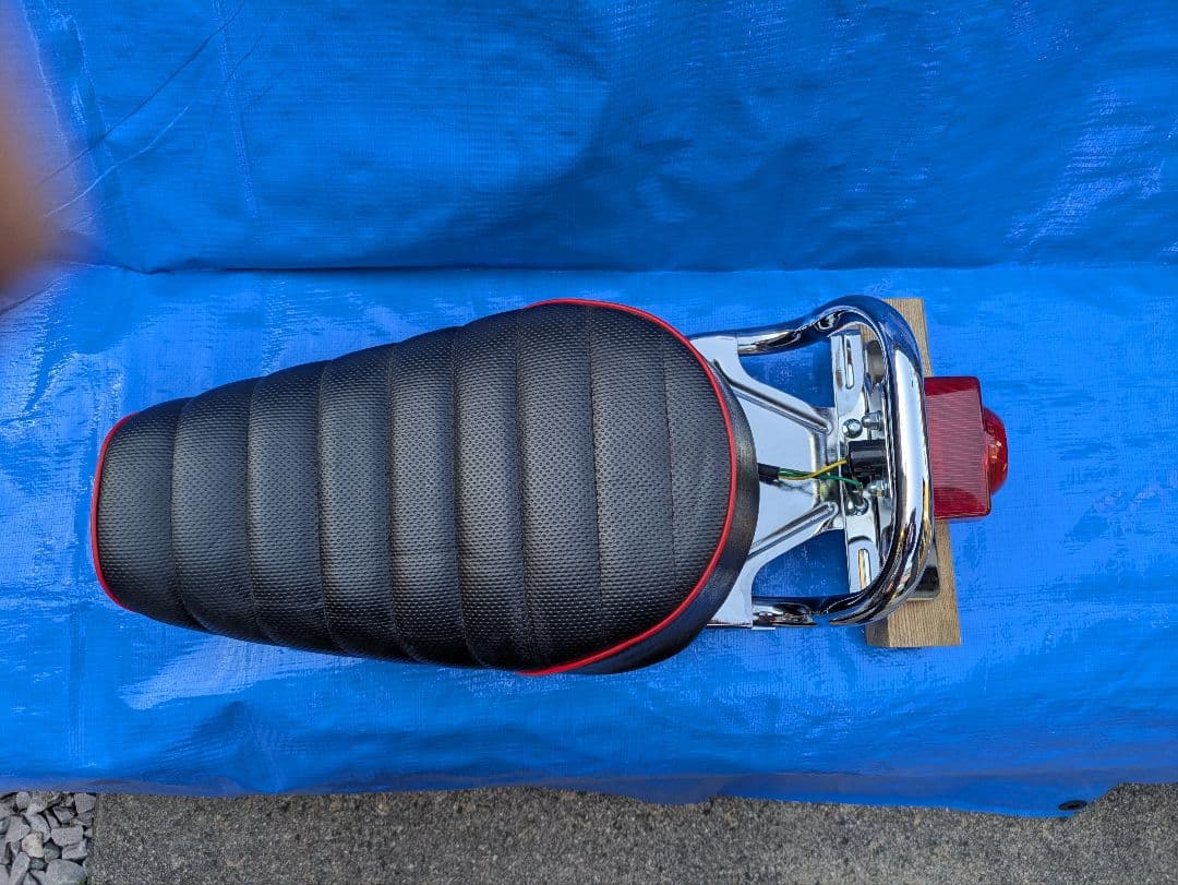 モンキー、シートとクラブバーです。