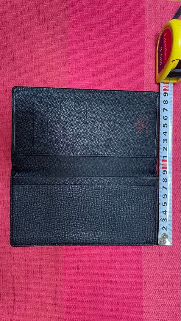 LOUIS VUITTON ルイヴィトン 長財布 エピ　中古