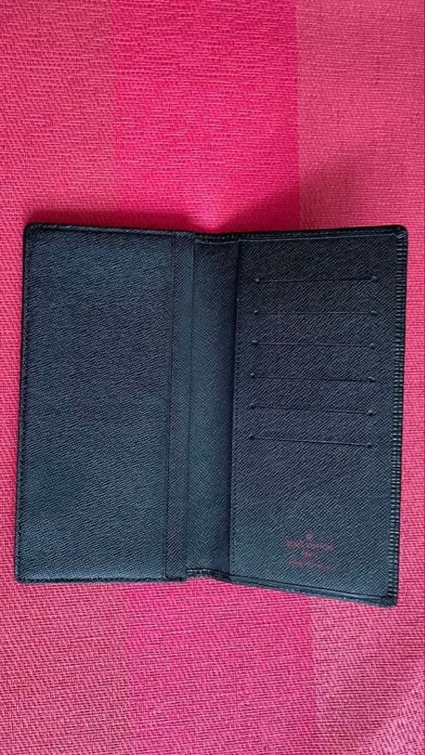 LOUIS VUITTON ルイヴィトン 長財布 エピ　中古