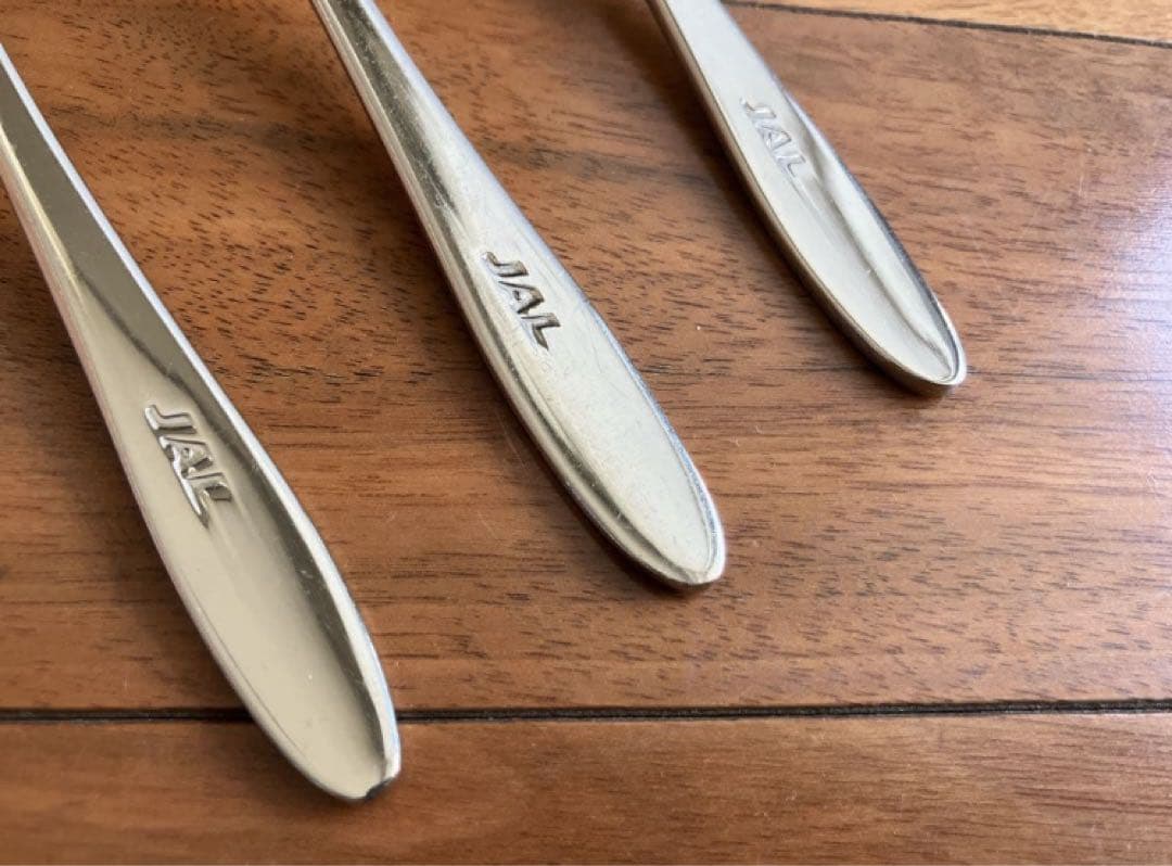 JAL スリッパ　ブランケット　日本航空ビジネスクラス　ピロー　ポーチ　スプーン