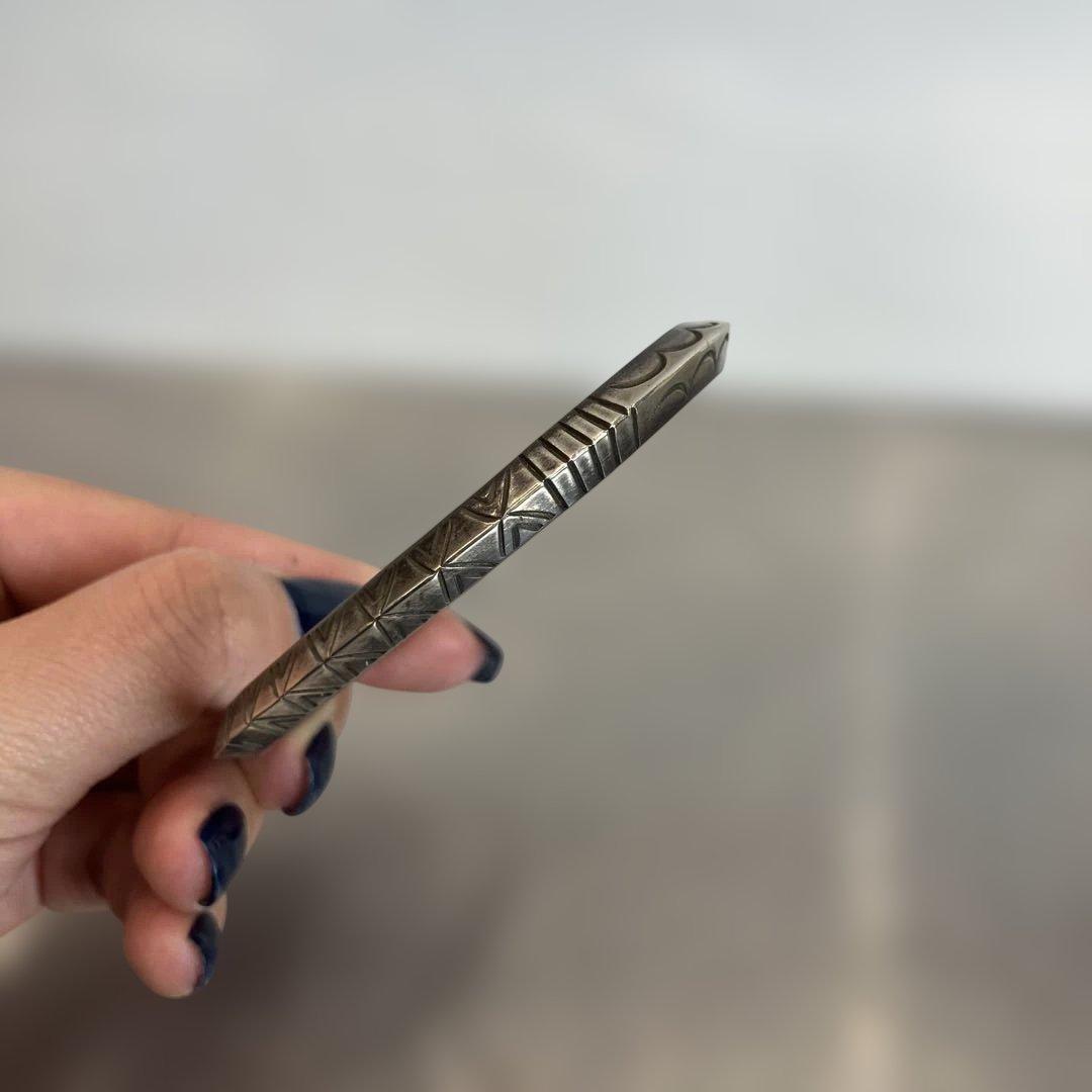 NAVAJO ナバホ シルバー バングル インディアンジュエリー T23m