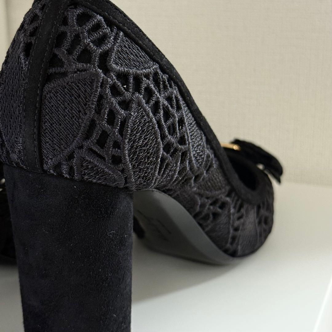 Ferragamo ESTELLE レースヒール 5C 黒