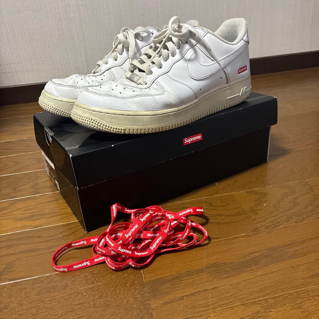 NIKEエアフォース1 supreme