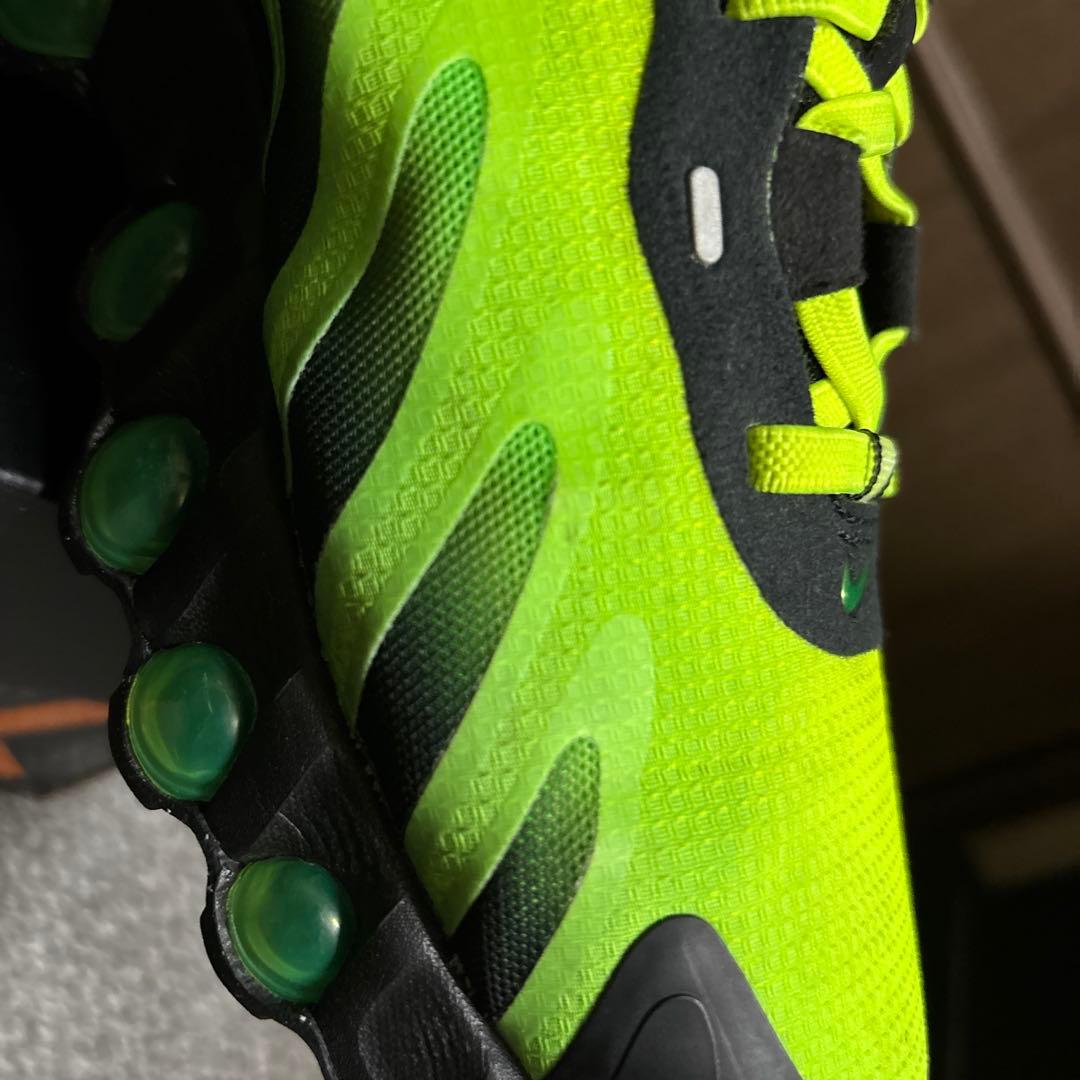 靴 NIKE AIR MAX DN8 AMD