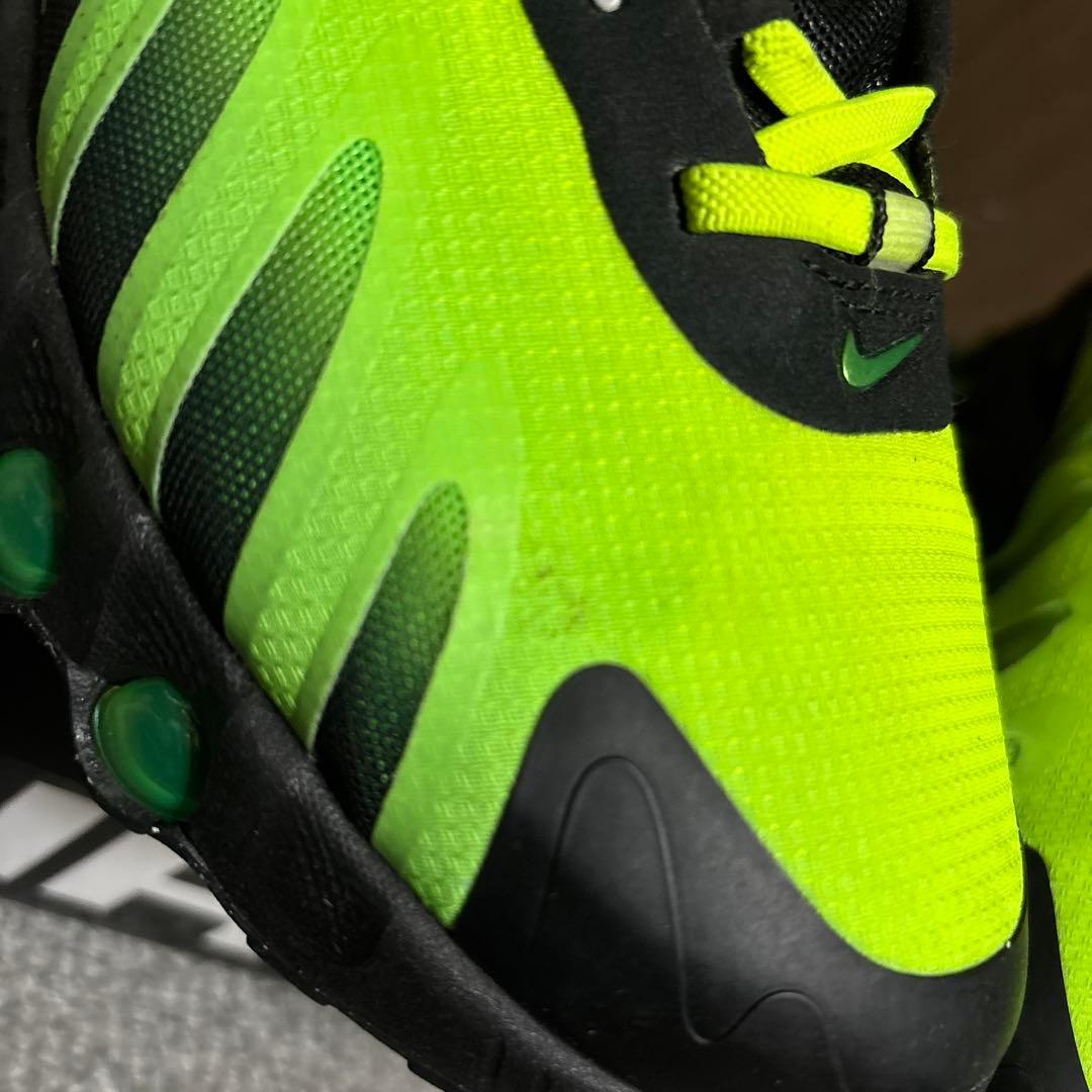 靴 NIKE AIR MAX DN8 AMD