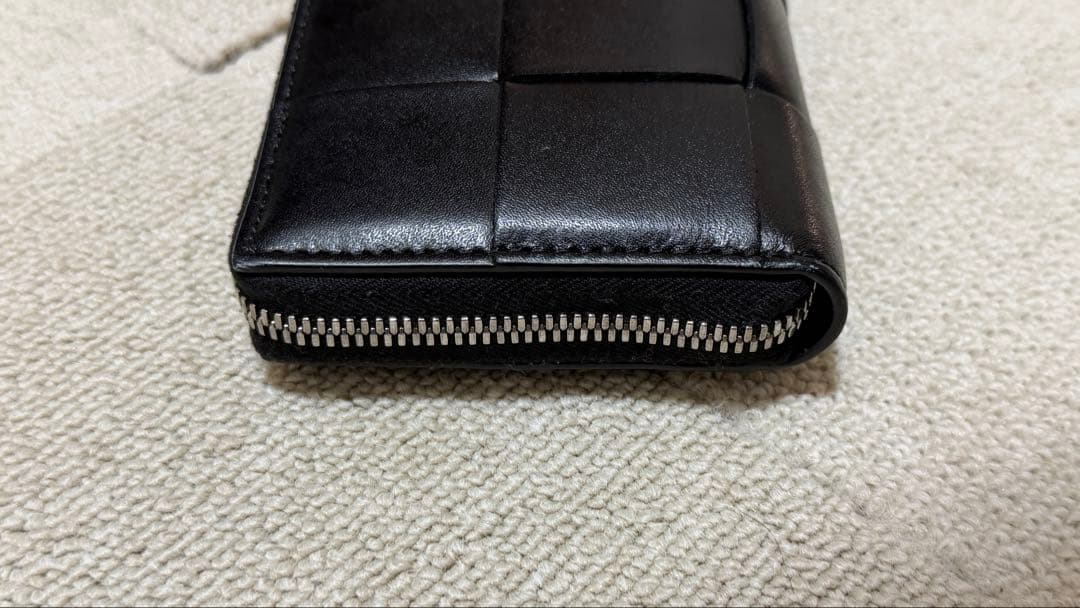 BOTTEGA VENETA ジップアラウンドウォレット 二つ折り財布　ブラック