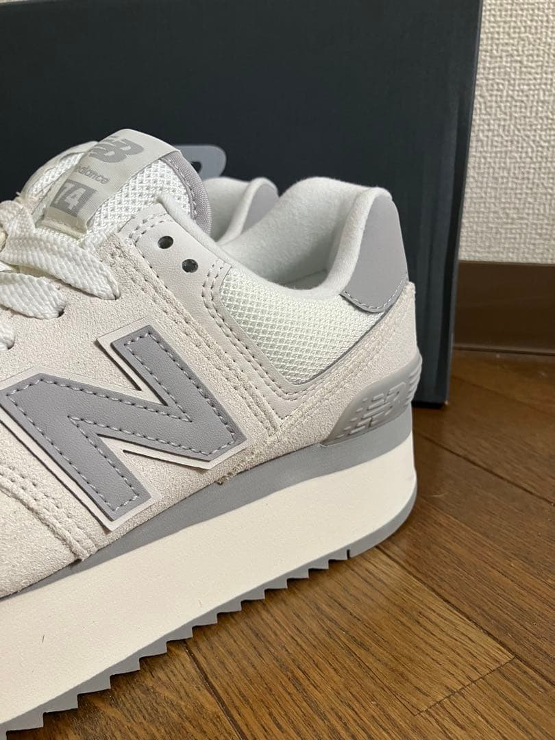 23.5cm ニューバランスWL574 オフホワイトカラー 厚底スニーカー