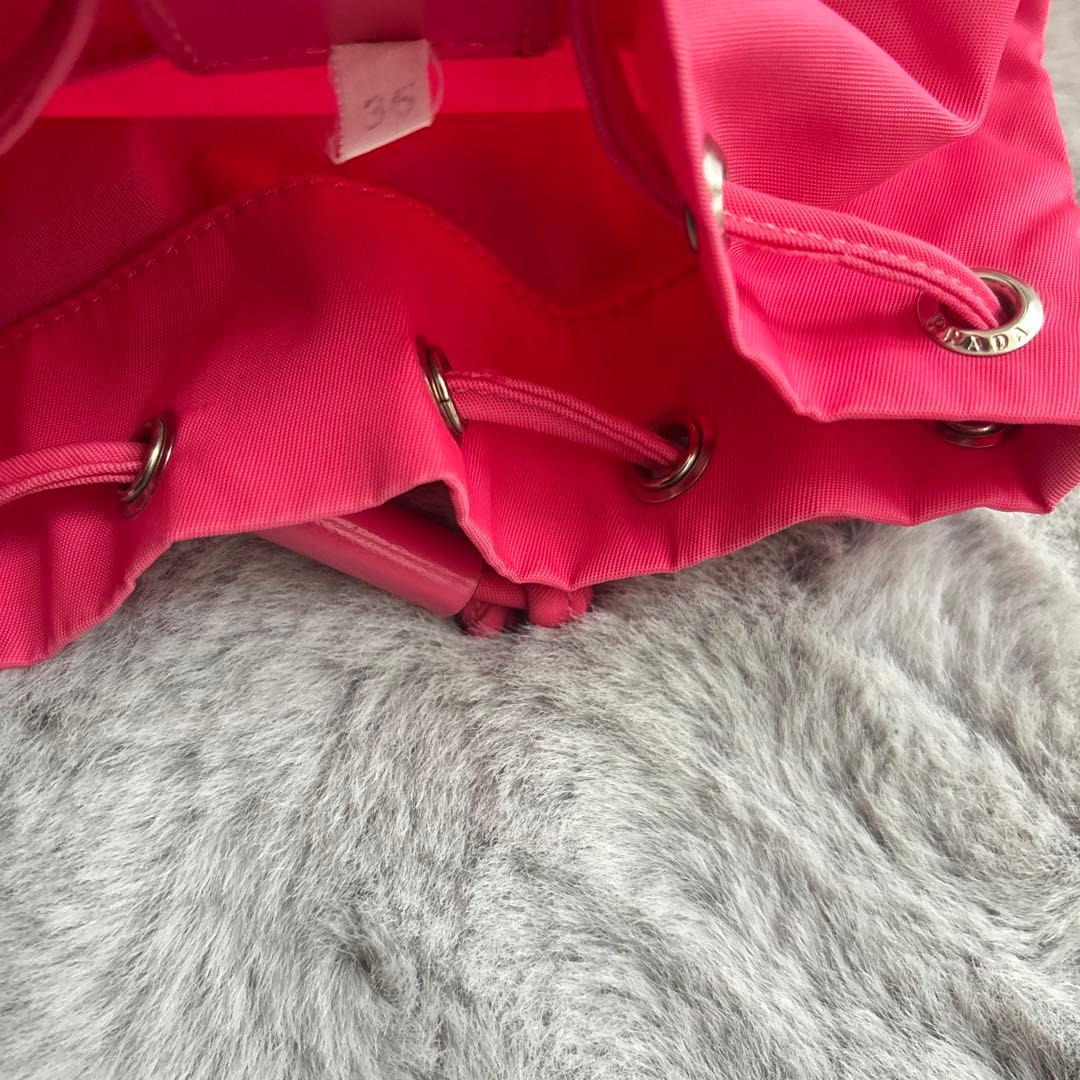 し*け様 本日限定オークション✨PRADA ナイロン 巾着 ピンク 正規品 ミニ