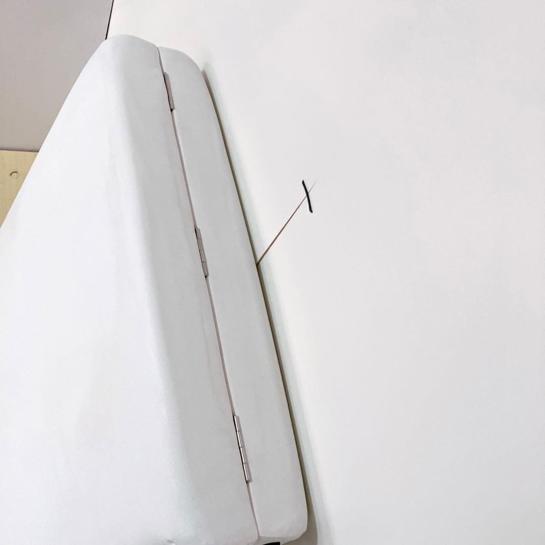 折りたたみ　エステベッド　マッサージベッド　簡易ベッド　カラーホワイト