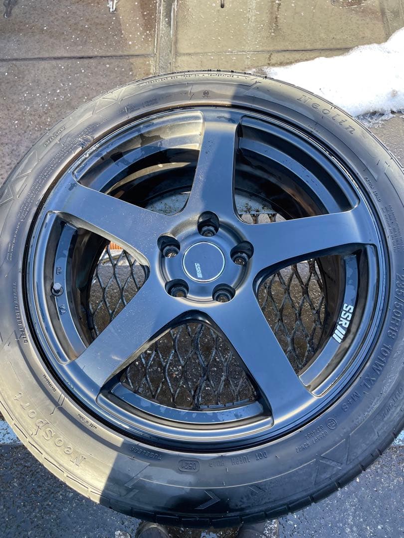 ラストセール！SSRネオリン　ネオスポーツ　18インチホィール