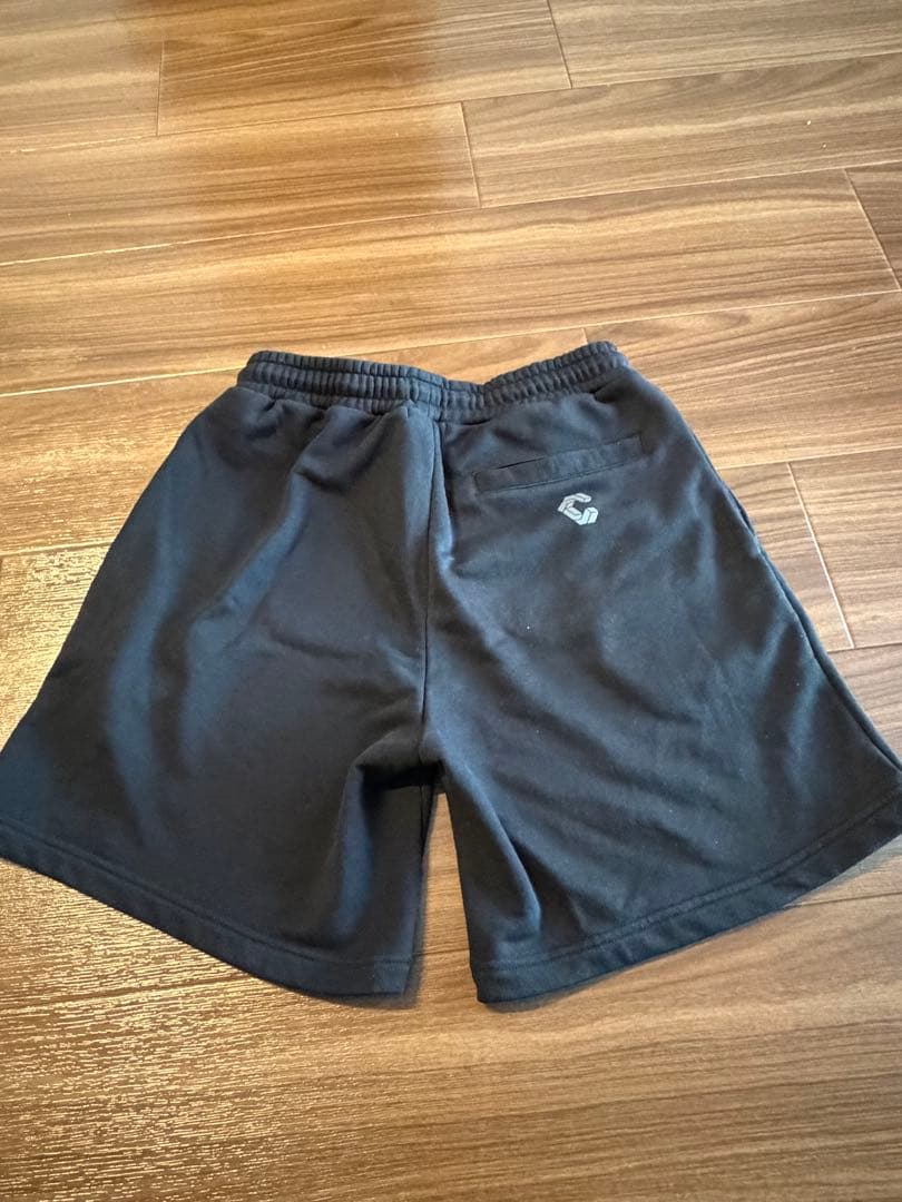 CRONOS Tシャツとショートパンツセット