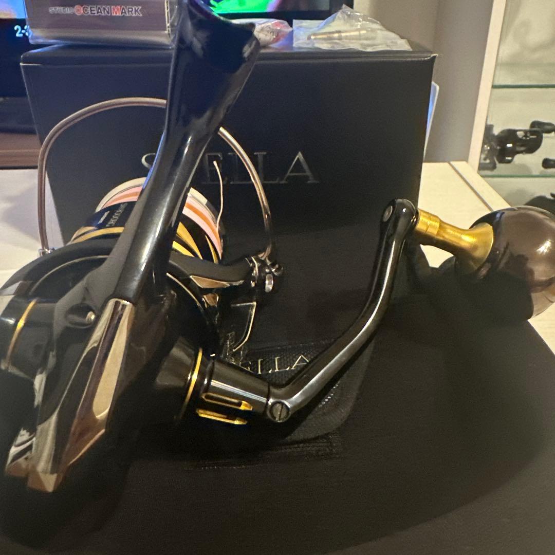 終了間近 19ステラ8000HG オーシャンマークスプール新品