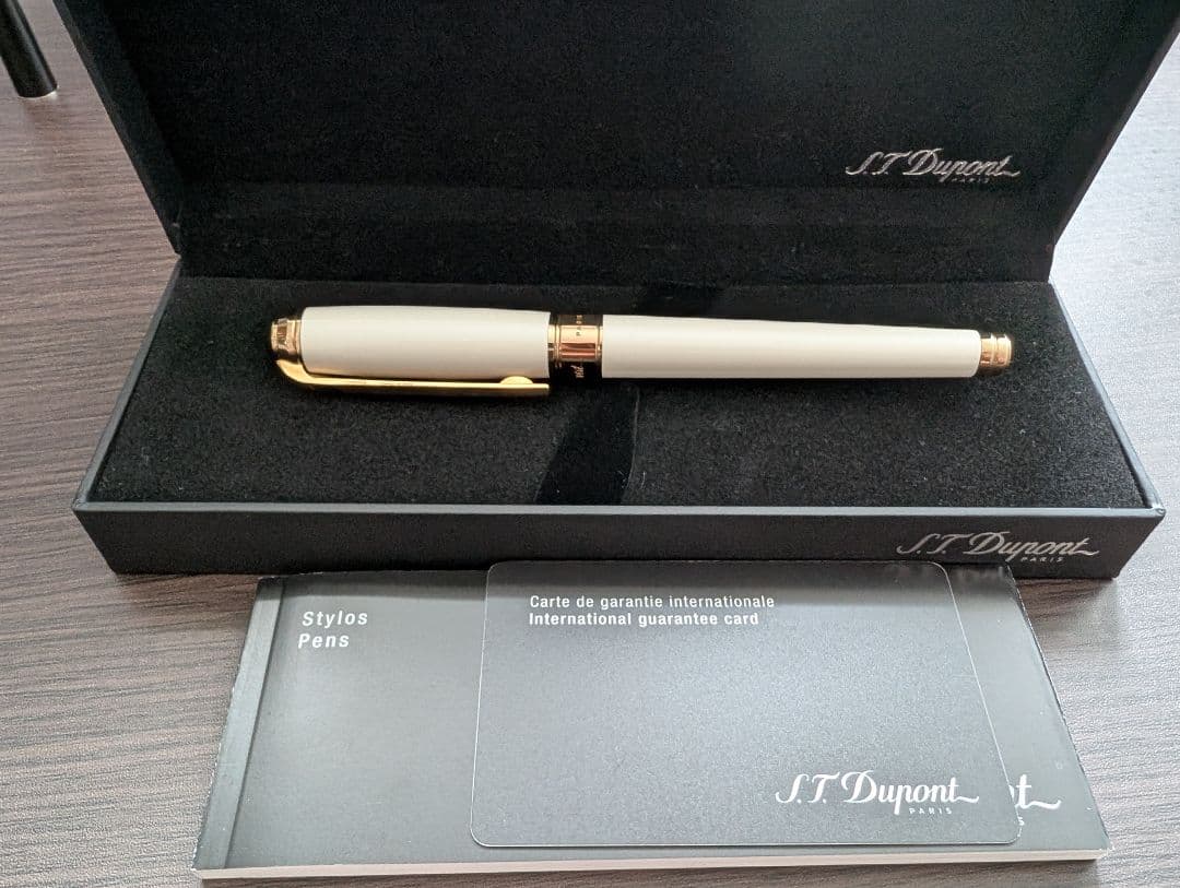 S.T. Dupont ラインD 万年筆 ホワイト デュポン Mニブ