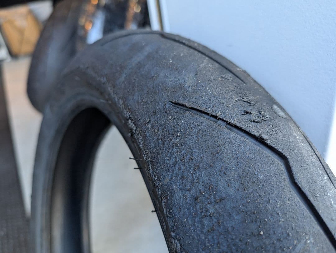 ピレリ　ディアブロスーパーコルサV3 SC1 前後セット