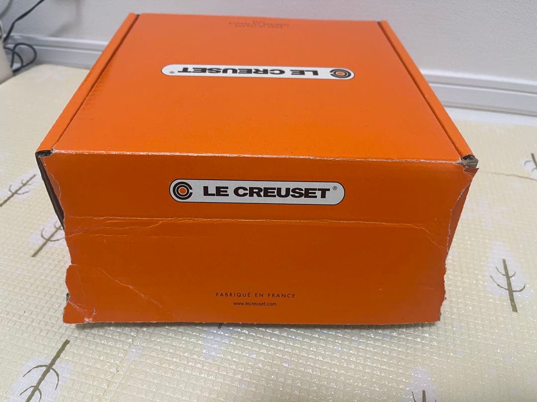LE CREUSET ル・クルーゼ　両手鍋 オレンジ色 20cm