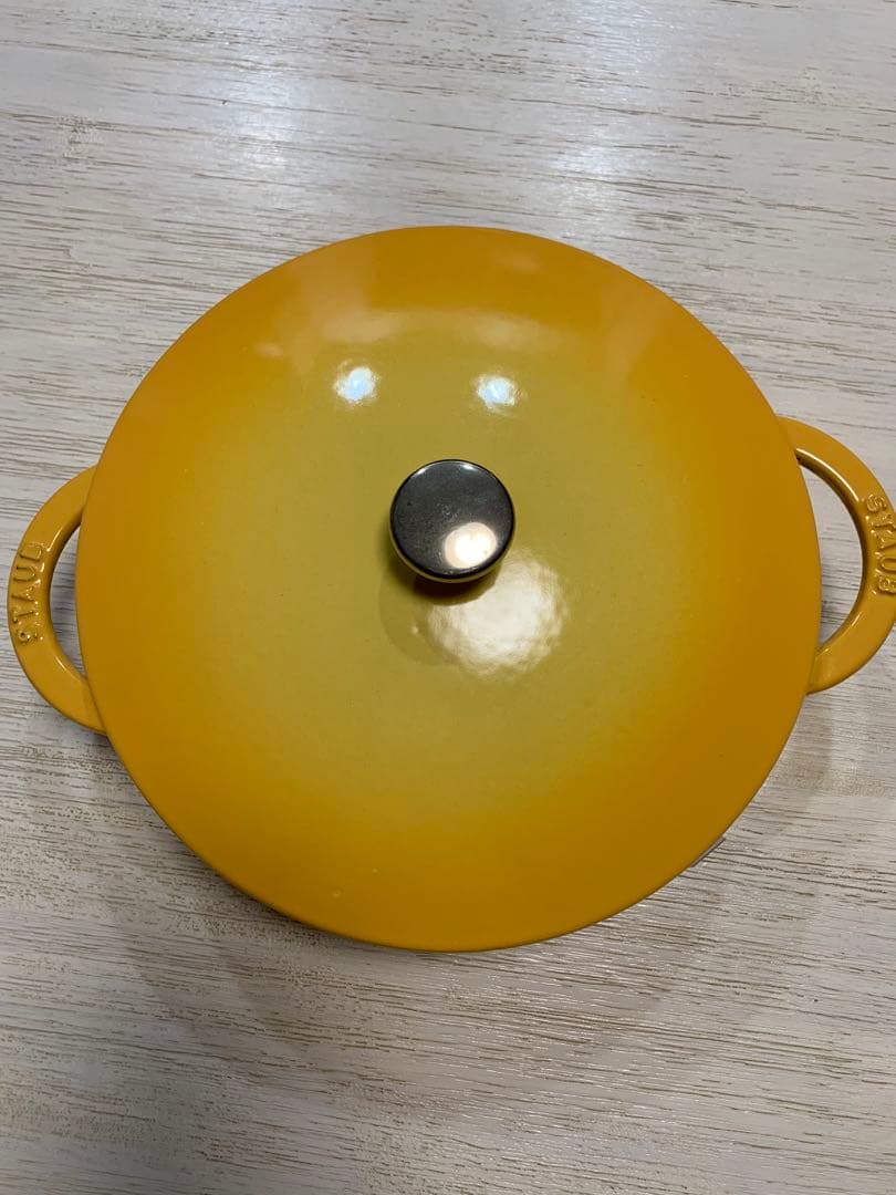 希少中の希少品‼️廃盤品‼️ストウブstaub レモン　ニダベイユ　ブレイザー24