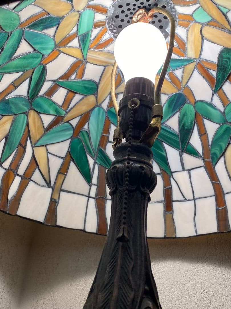 ヴィンテージ　ティファニータイプ　ステンドグラスランプ