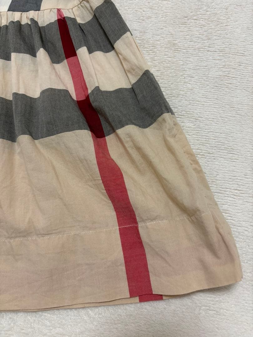 バーバリー　8y128cm 半袖ワンピース
