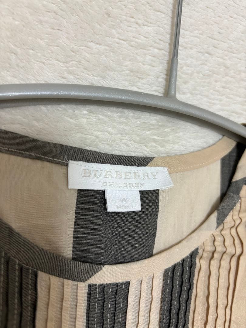バーバリー　8y128cm 半袖ワンピース
