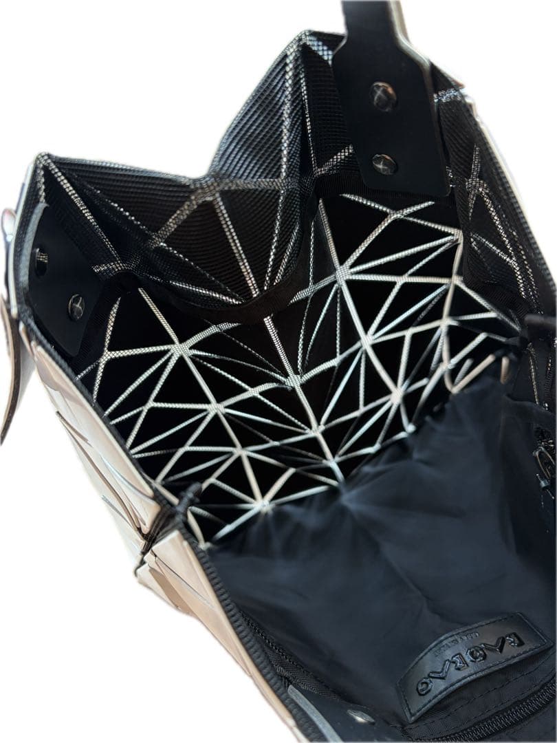BAOBAO ISSEY MIYAKE トートバッグ ホワイト